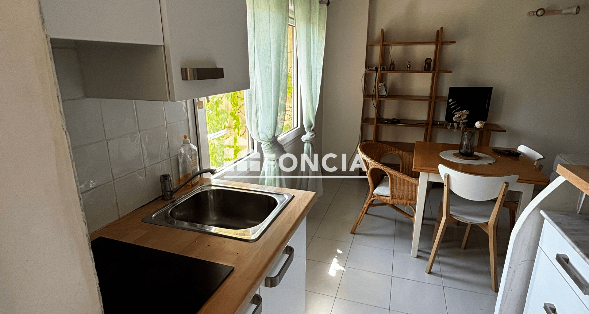 Studio meublé (21.56 m²) à louer - Avignon (84000)
