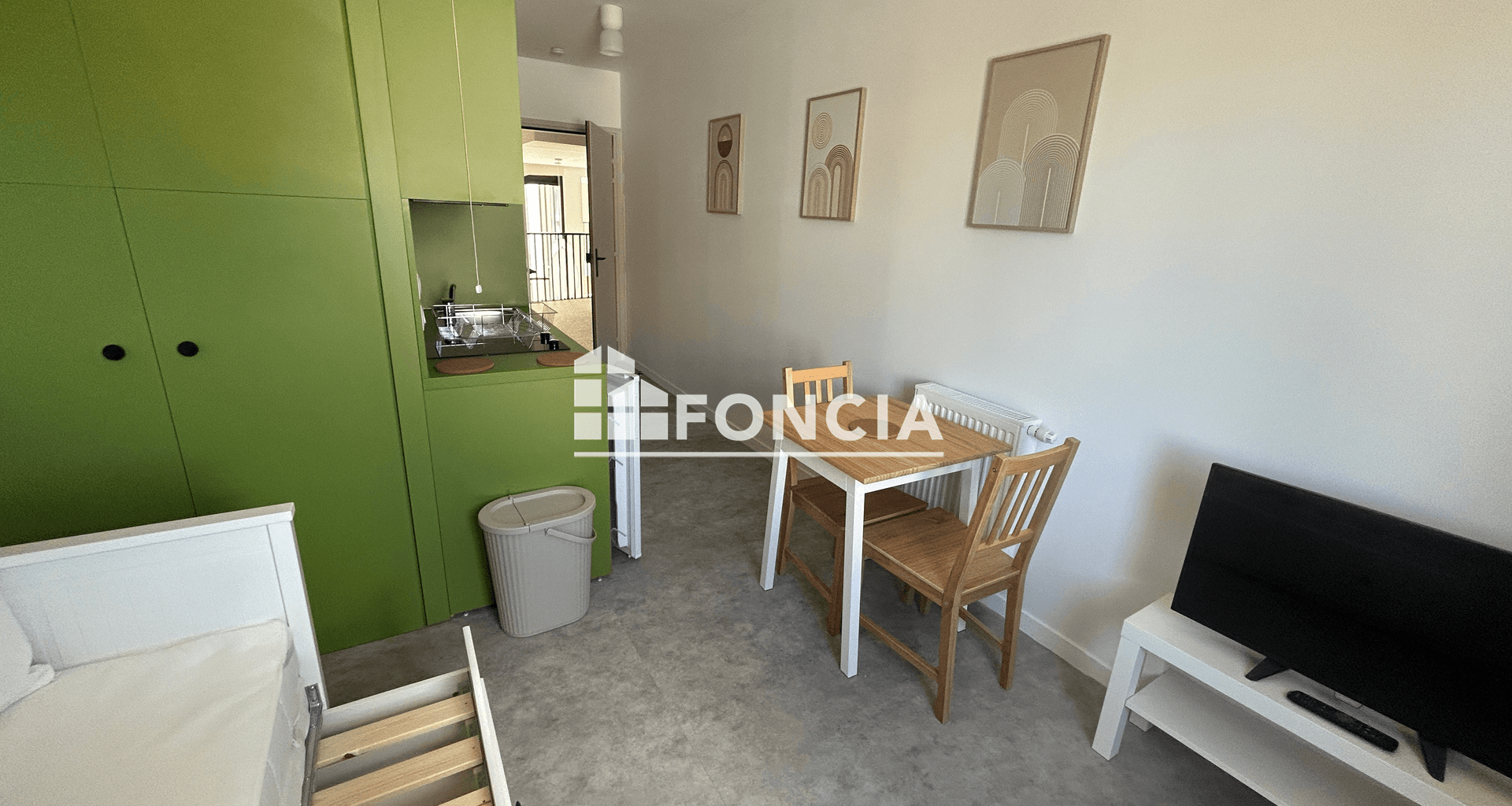 Studio meublé (17.96 m²) à louer - Saint-priest (69800)