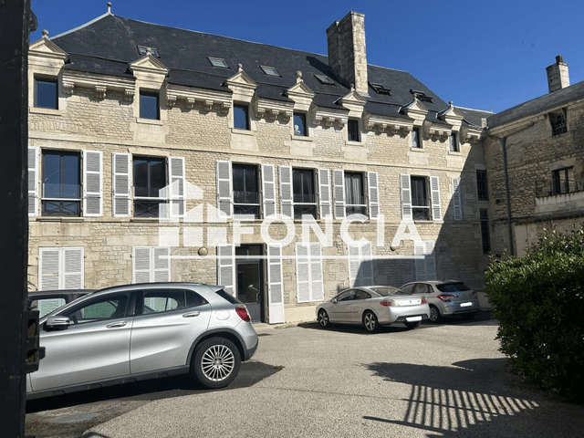 Appartement 6 pièces (177 m²) à louer - Niort (79000)