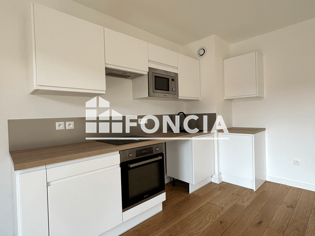 Appartement 4 pièces (79.3 m²) à louer - Lens (62300)