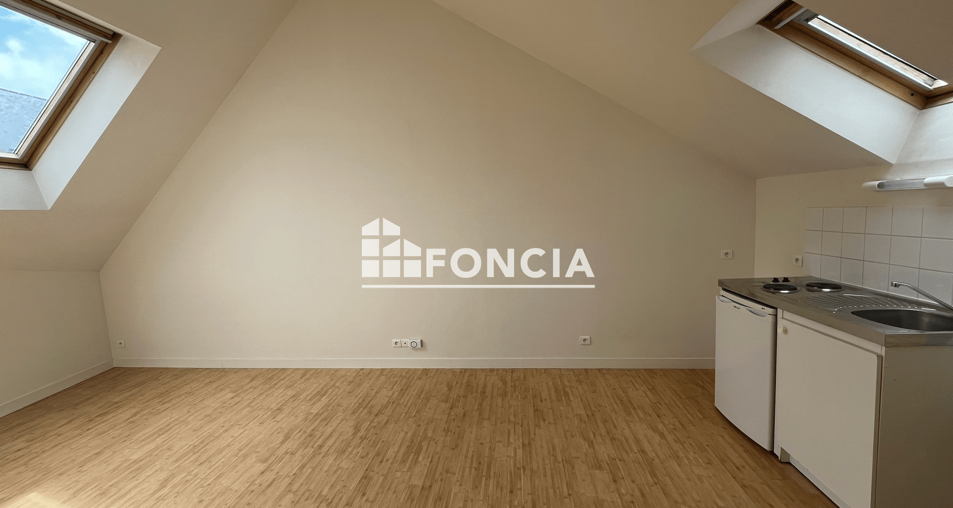 Studio (23.58 m²) à louer - Laval (53000)