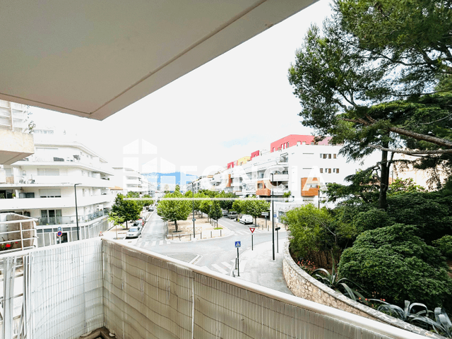 Appartement 2 pièces (39.93 m²) à louer - La Seyne Sur Mer (83500)