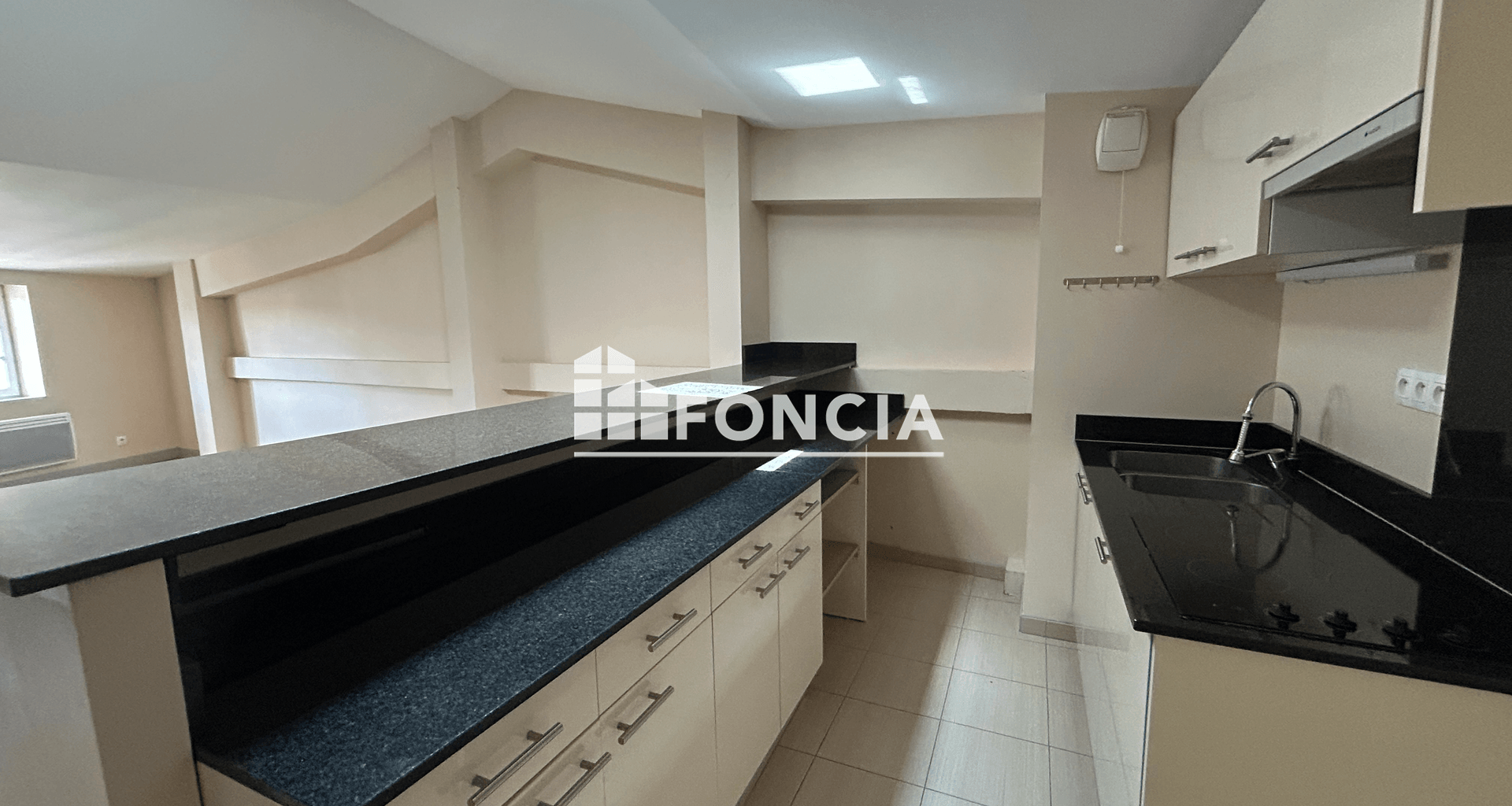 Appartement 3 pièces (74.68 m²) à louer - Saintes (17100)
