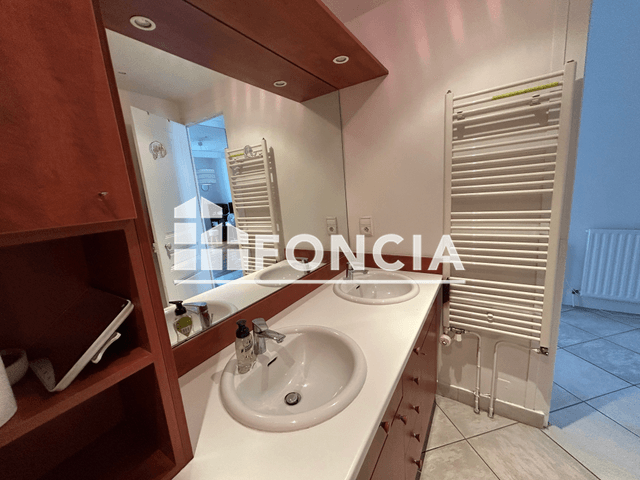 Appartement meublé 3 pièces (72.88 m²) à louer - Grenoble (38000)
