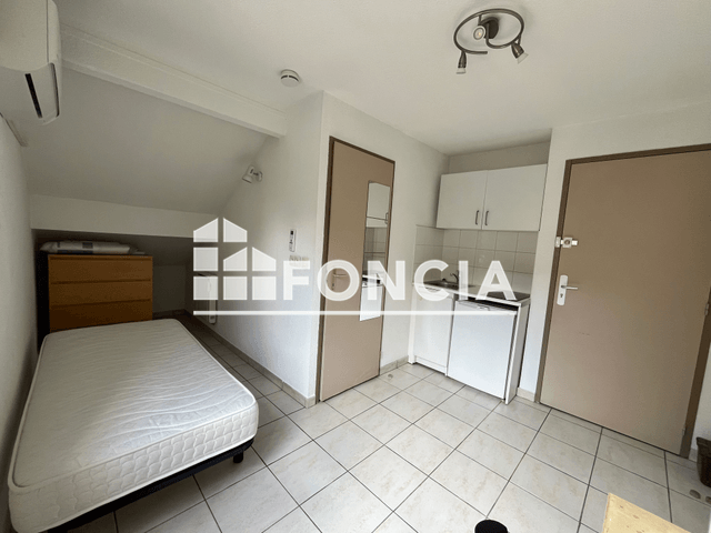 Studio meublé (13.26 m²) à louer - Saint Martin D Heres (38400)