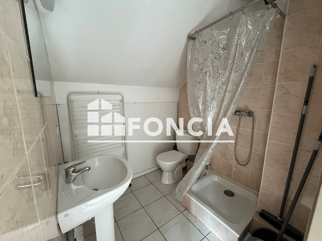Studio meublé (13.26 m²) à louer - Saint Martin D Heres (38400)