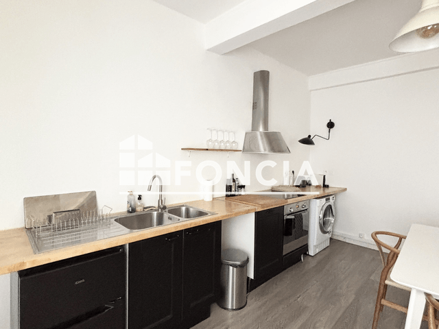 Appartement meublé 3 pièces (78.88 m²) à louer - Arles (13200)