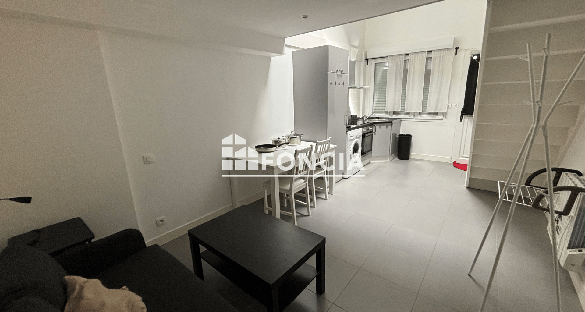 Studio meublé (28.63 m²) à louer - Villejuif (94800)