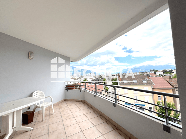 Appartement 2 pièces (45 m²) à louer - Voiron (38500)