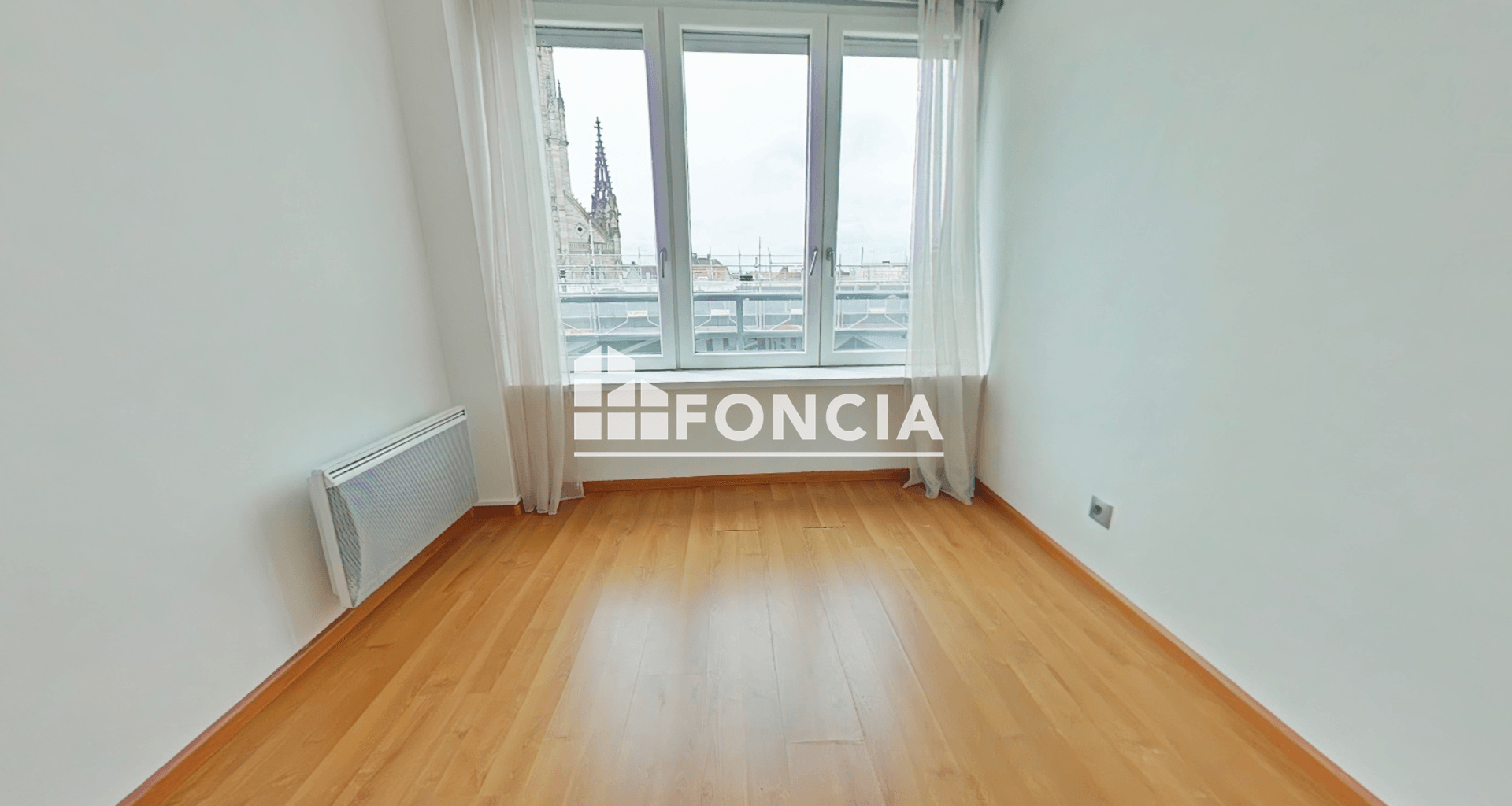 Appartement 4 pièces (112.9 m²) à louer - Mulhouse (68100)