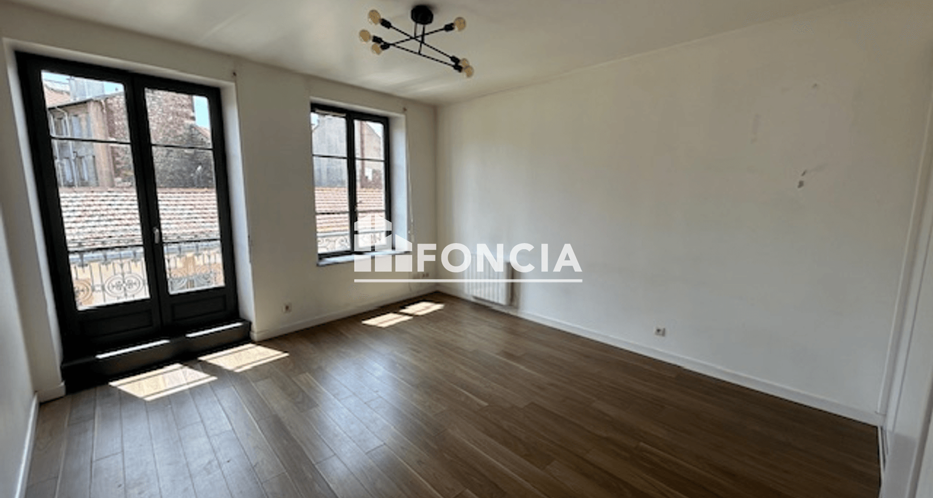 Appartement 3 pièces (74 m²) à louer - Saint-étienne (42000)