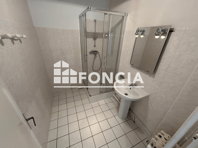 Appartement 2 pièces (66 m²) à louer - Grenoble (38000)