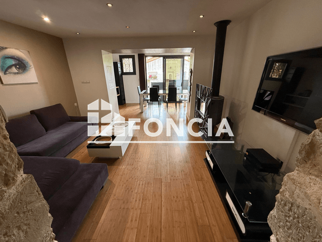 Maison 3 pièces (71.99 m²) à louer - Lamanon (13113)