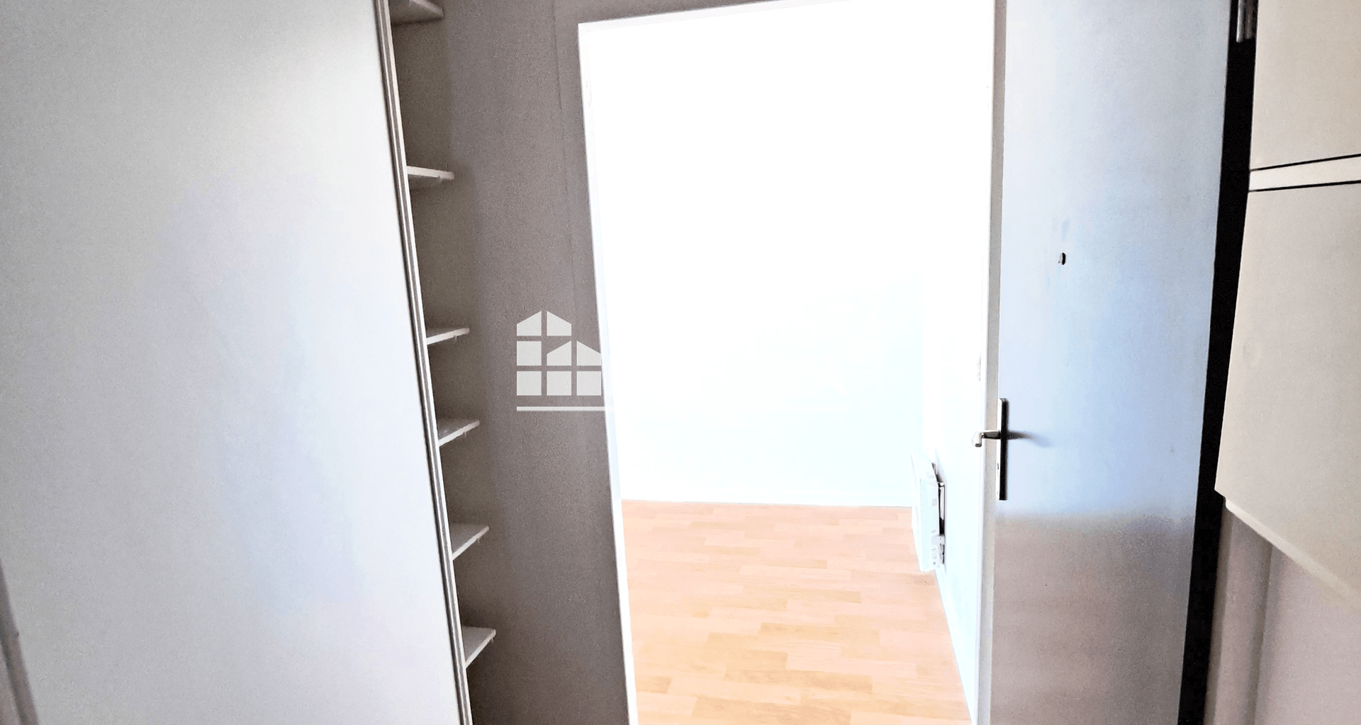 Studio (28.15 m²) à louer - Verneuil-sur-seine (78480)