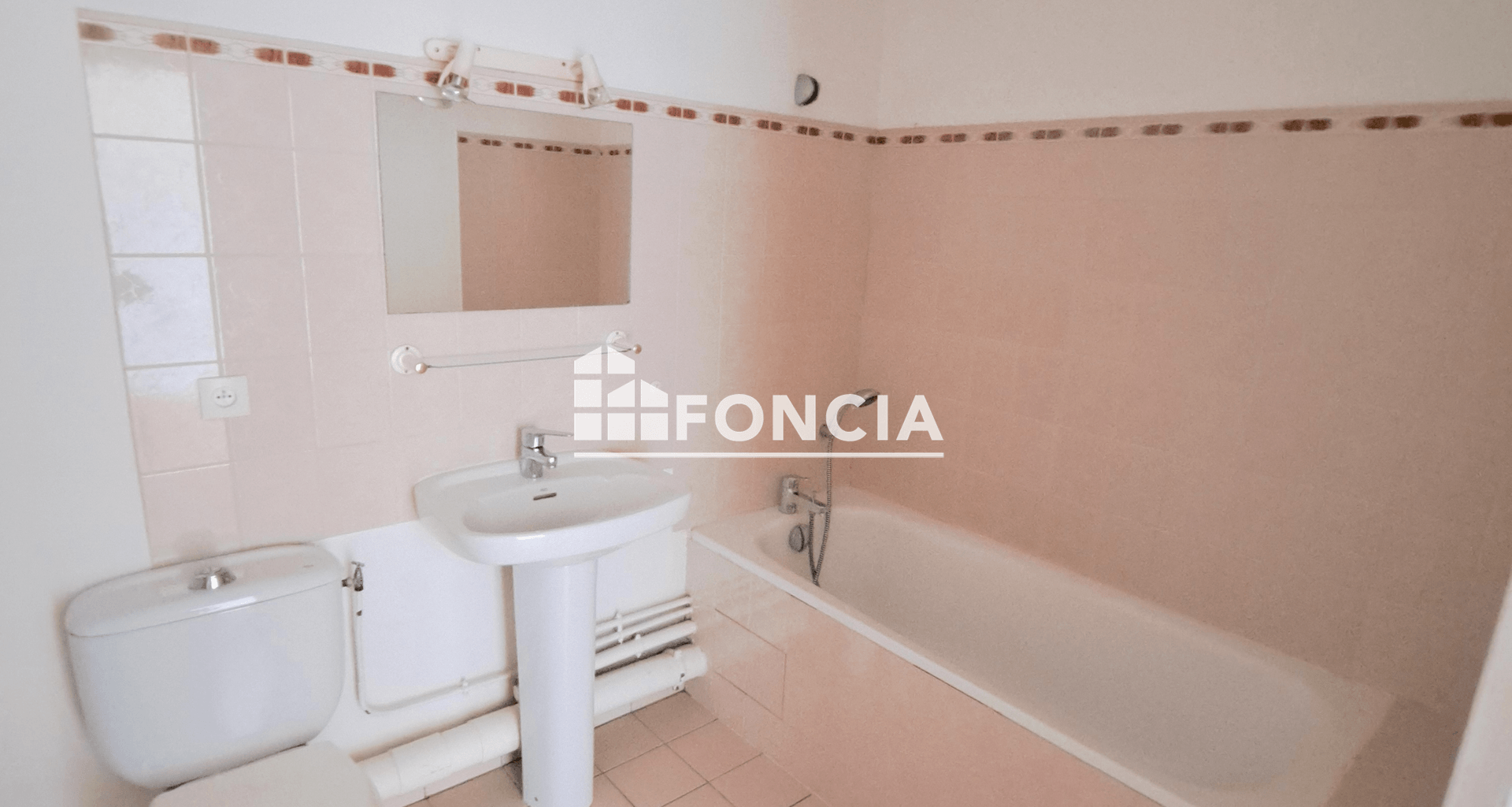 Studio (28.15 m²) à louer - Verneuil-sur-seine (78480)