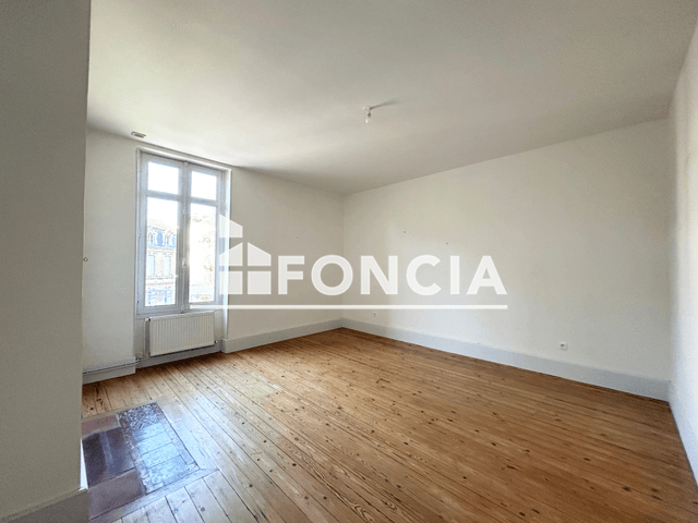 Appartement 5 pièces (135.99 m²) à louer - Agen (47000)