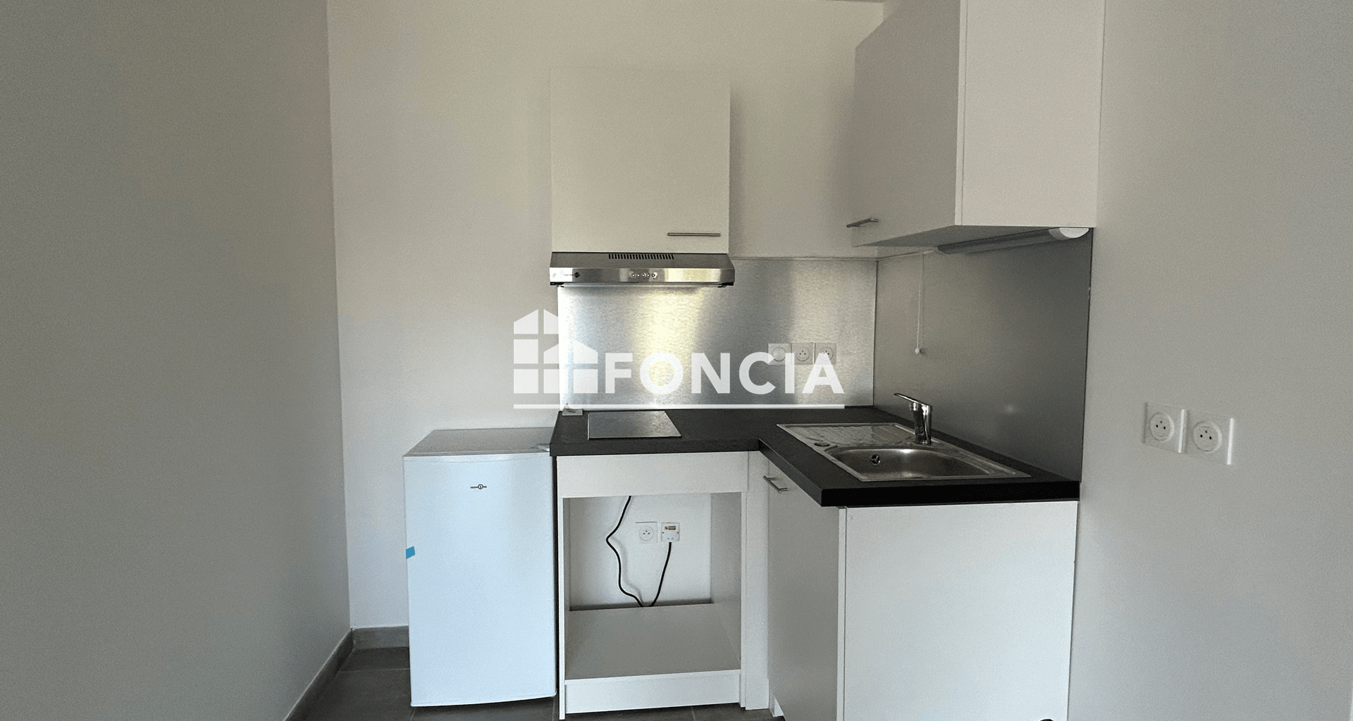 Appartement 2 pièces (49.75 m²) à louer - Vaux-le-pénil (77000)
