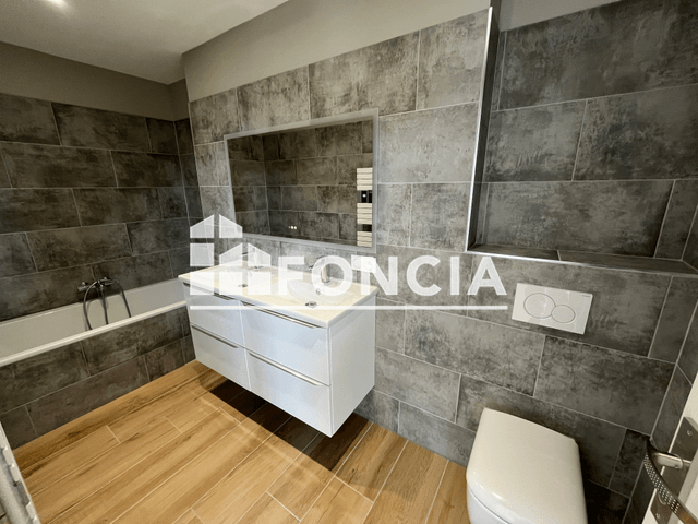 Maison 5 pièces (157.23 m²) à louer - Villenave D'ornon (33140)