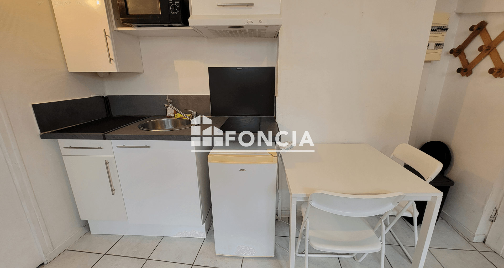 Studio meublé (13 m²) à louer - Clermont-ferrand (63000)