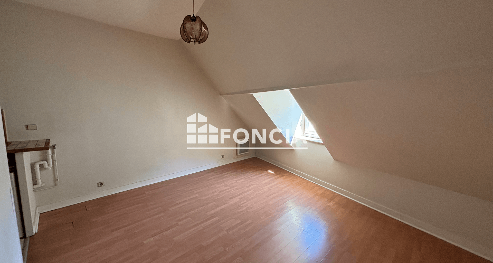 Appartement 2 pièces (26.82 m²) à louer - Tours (37000)