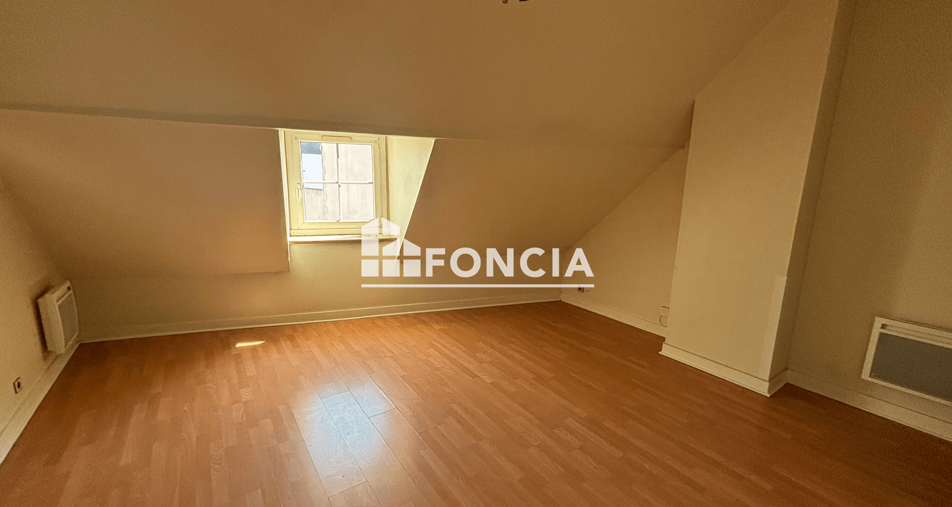 Appartement 2 pièces (26.82 m²) à louer - Tours (37000)