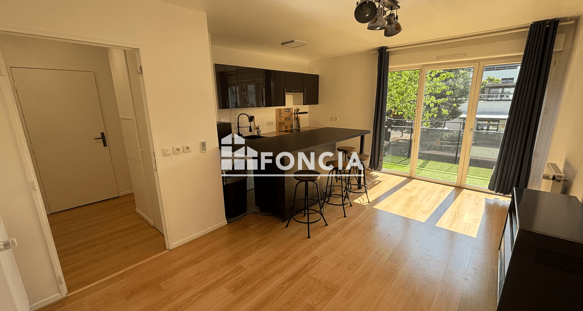 Appartement meublé 2 pièces (40.85 m²) à louer - Fresnes (94260)