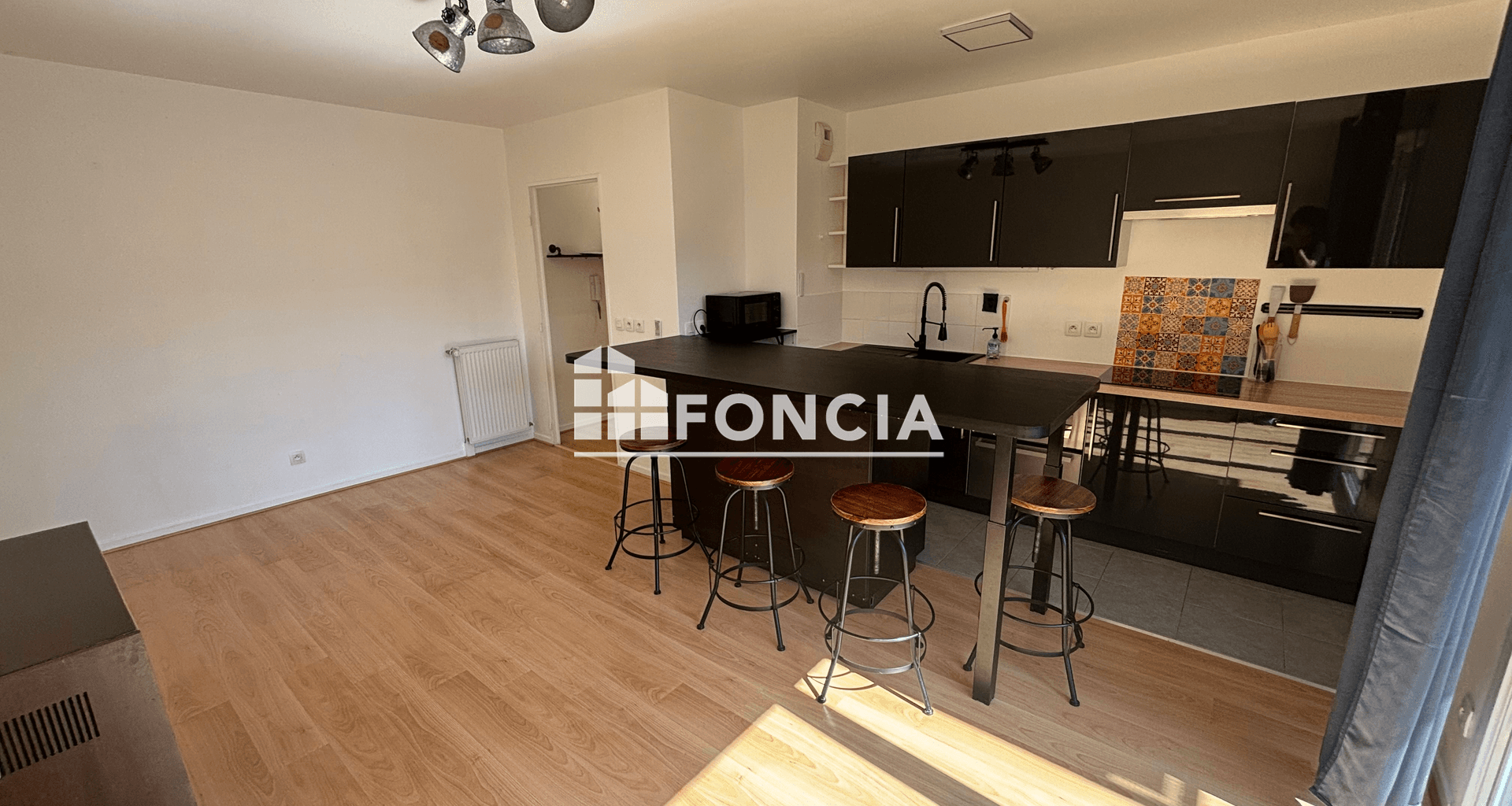 Appartement meublé 2 pièces (40.85 m²) à louer - Fresnes (94260)