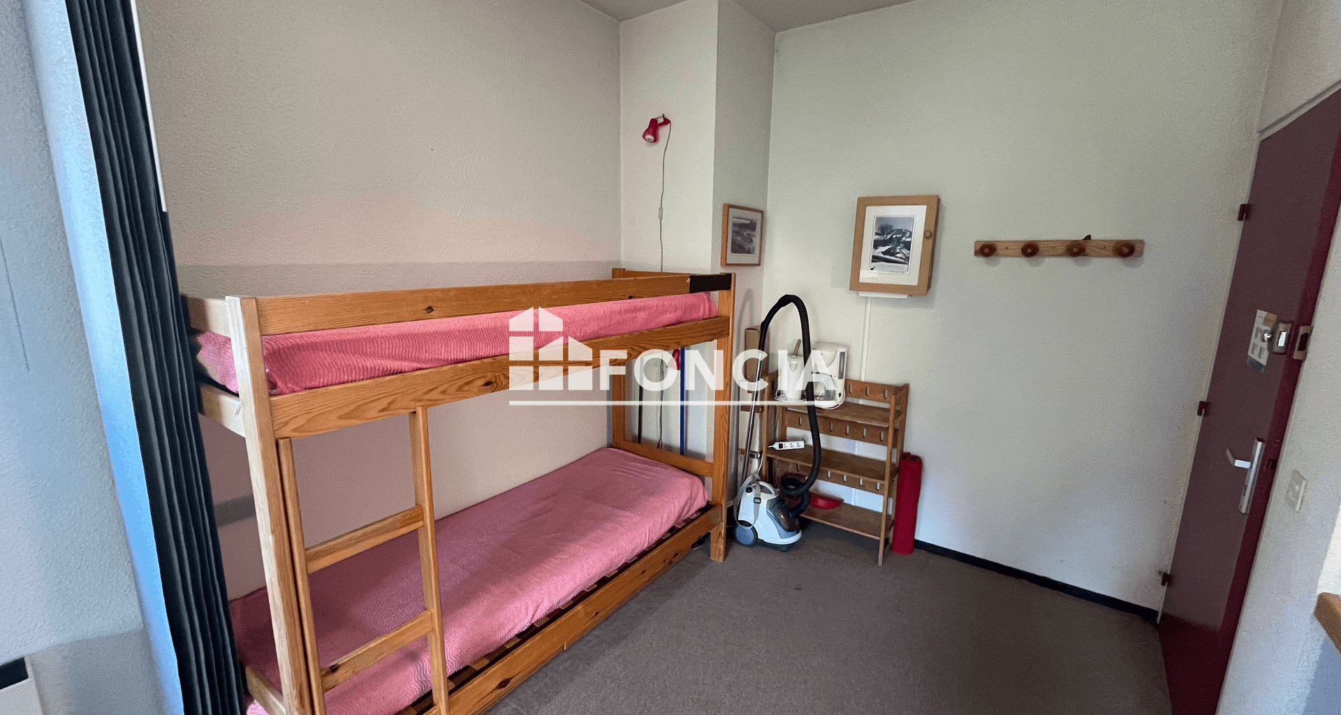 Studio (26.38 m²) à vendre - Vars (05560)