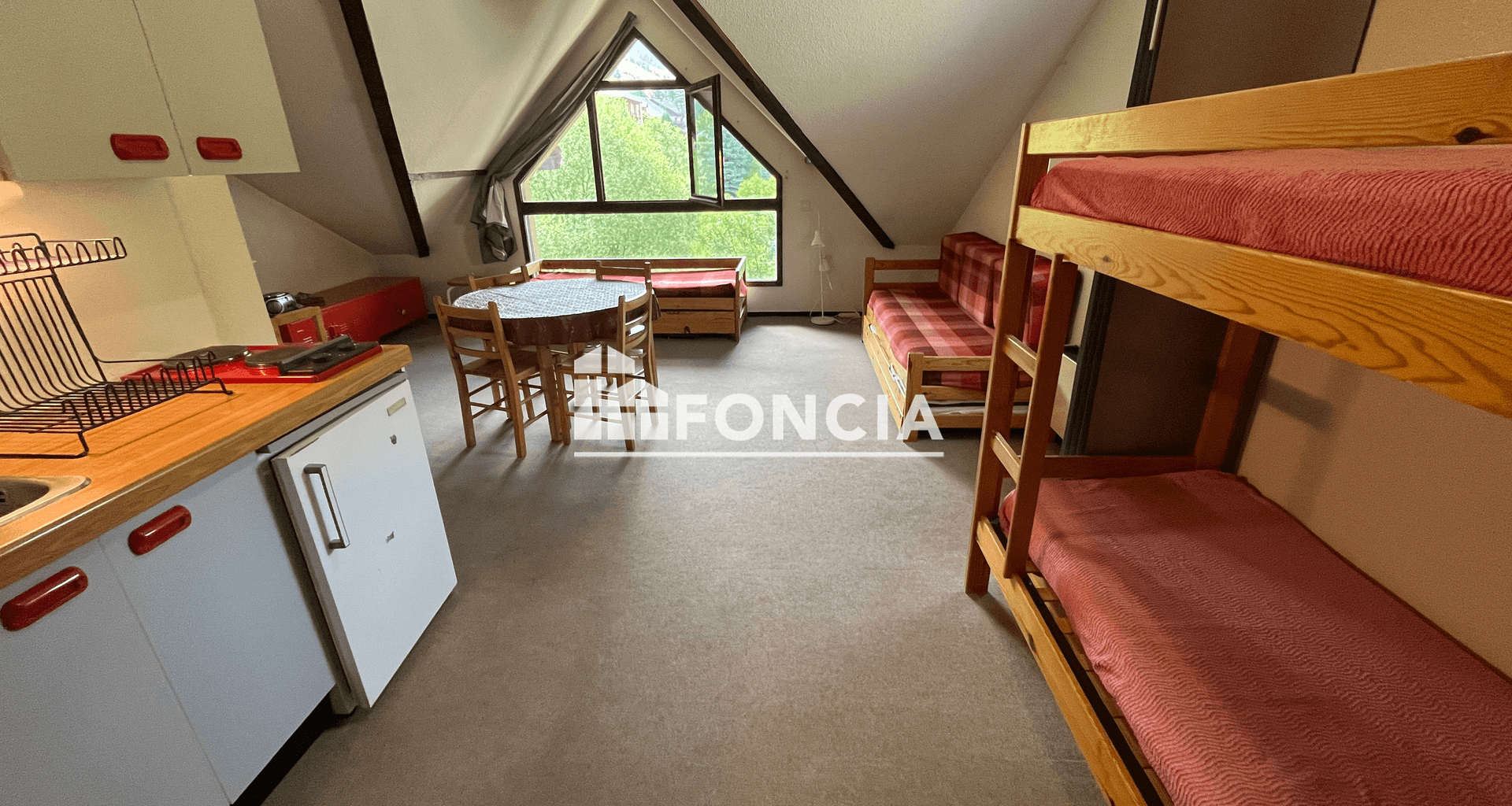 Studio (26.38 m²) à vendre - Vars (05560)