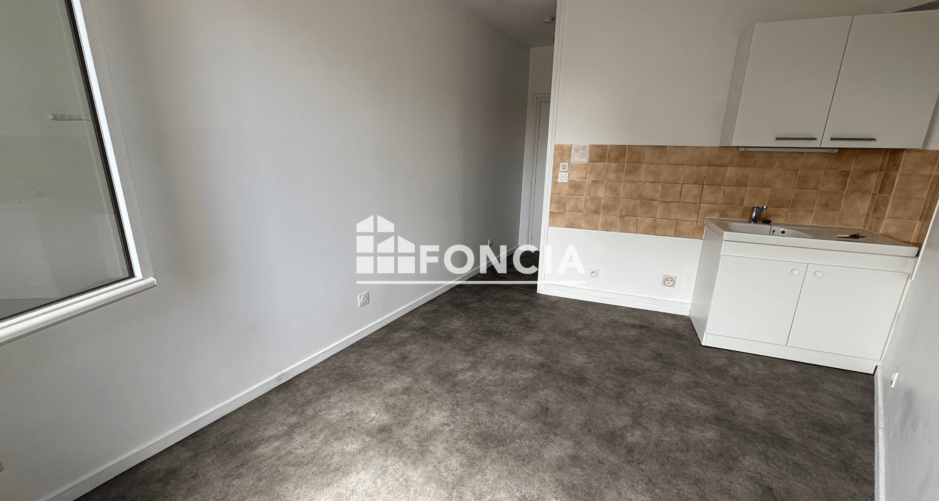 Studio (15.49 m²) à louer - Bourg-lès-valence (26500)