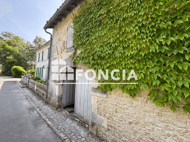 Maison 6 pièces (278 m²) à vendre - Saint-palais-du-né (16300)
