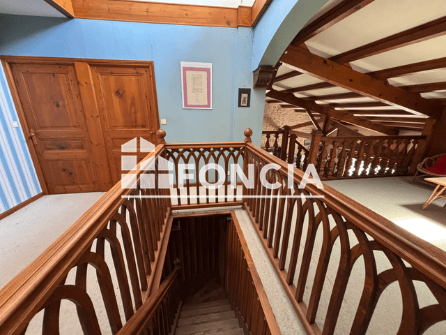 Maison 6 pièces (278 m²) à vendre - Saint-palais-du-né (16300)
