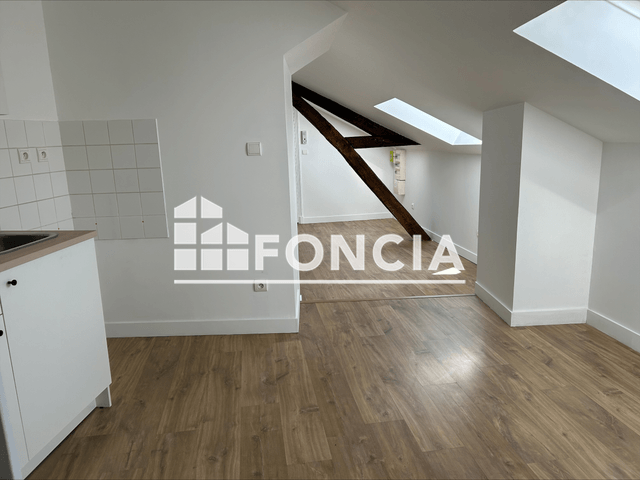 Appartement 2 pièces (38.5 m²) à louer - Orleans (45000)