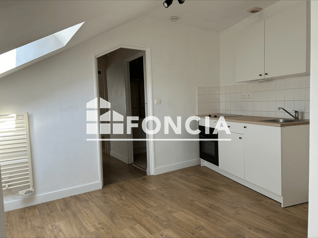 Appartement 2 pièces (38.5 m²) à louer - Orleans (45000)