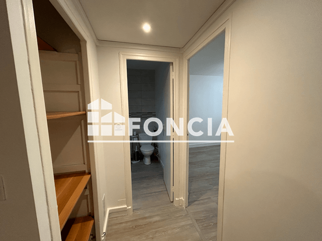 Studio (27.32 m²) à louer - Grenoble (38100)