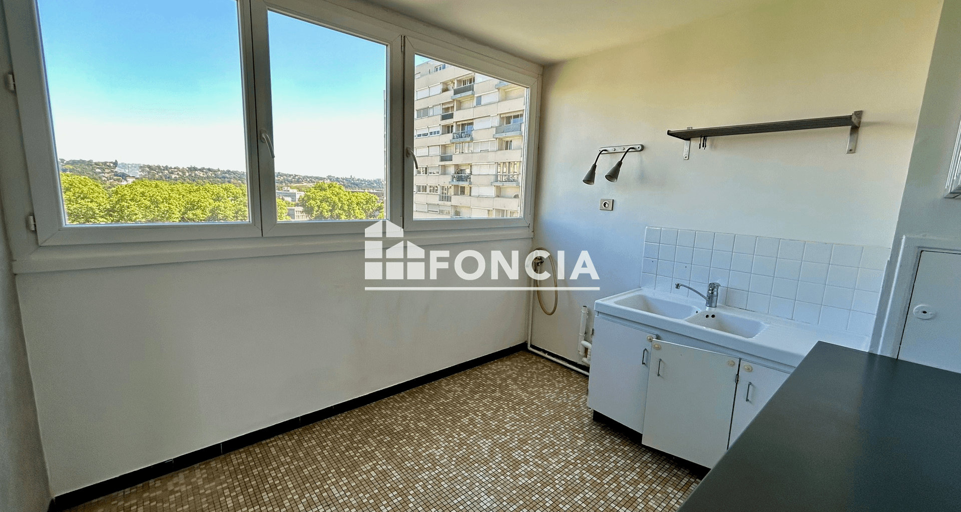 Appartement 4 pièces (78.64 m²) à louer - Villeurbanne (69100)