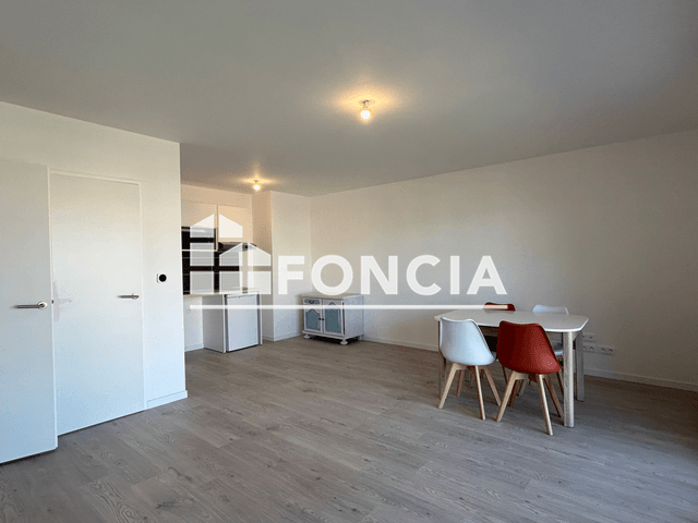 Appartement meublé 2 pièces (51.42 m²) à louer - Pont L'eveque (14130)