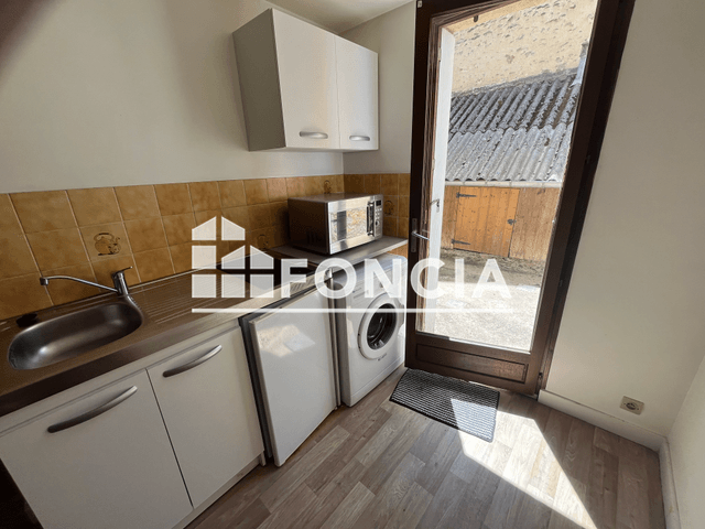 Appartement 2 pièces (33.25 m²) à louer - Laval (53000)
