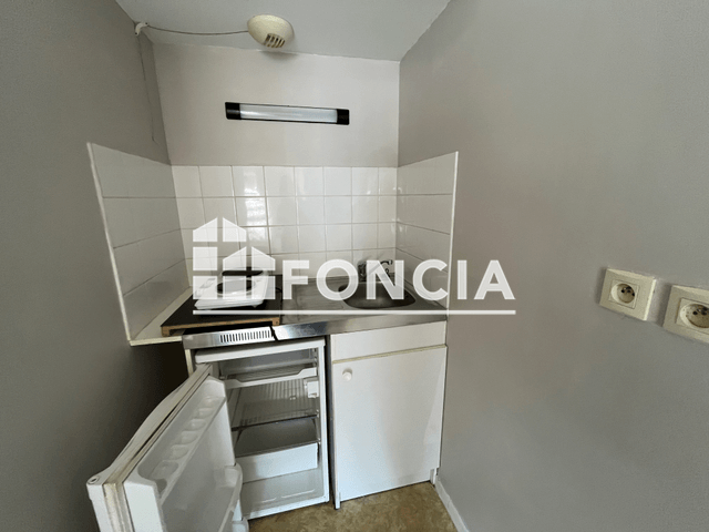 Appartement 2 pièces (27.74 m²) à louer - Arras (62000)