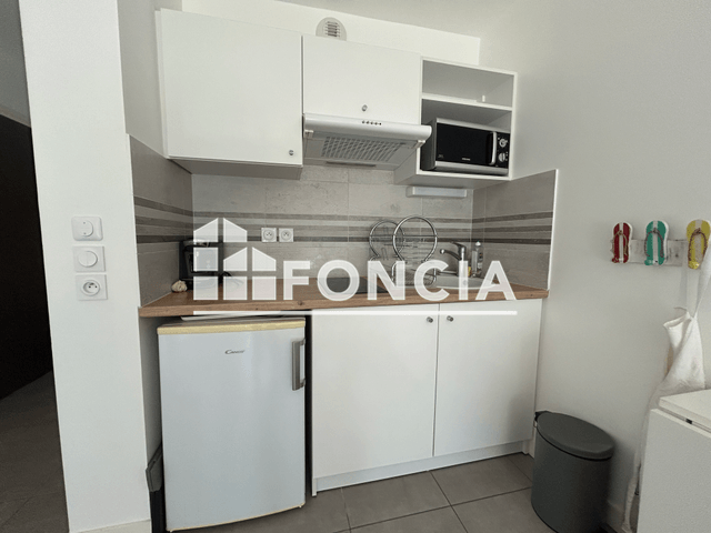 Studio meublé (28.37 m²) à louer - La Rochelle (17000)