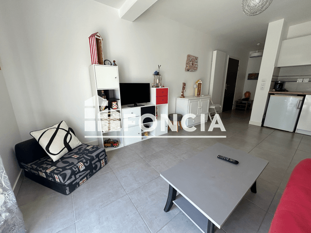 Studio meublé (28.37 m²) à louer - La Rochelle (17000)