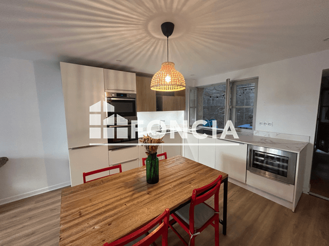 Appartement meublé 2 pièces (59.09 m²) à louer - Bordeaux (33000)