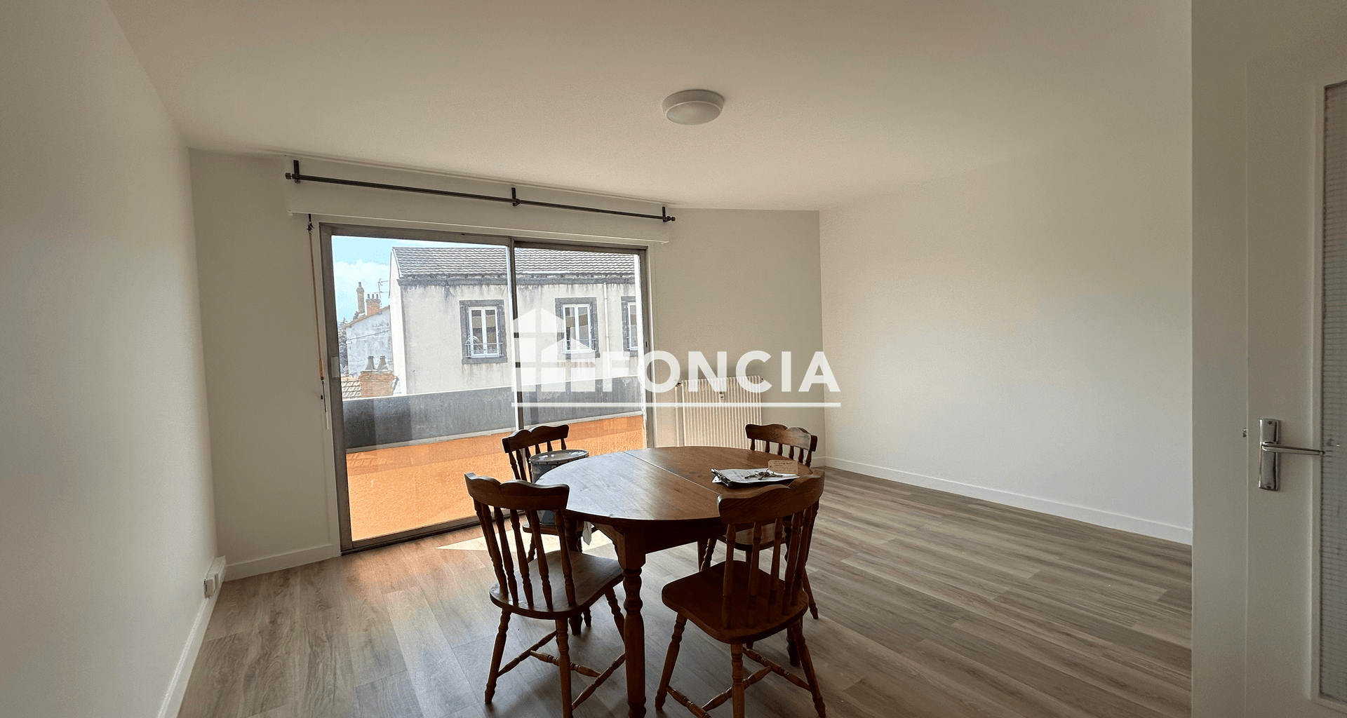 Studio (27.32 m²) à louer - Chamalières (63400)