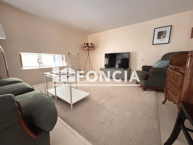 Appartement meublé 2 pièces (50.98 m²) à louer - Rochefort (17300)