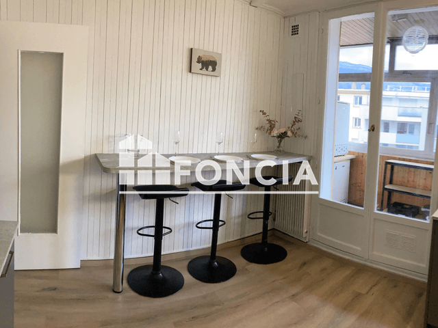 Appartement meublé 4 pièces (68.13 m²) à louer - Saint Martin D Heres (38400)