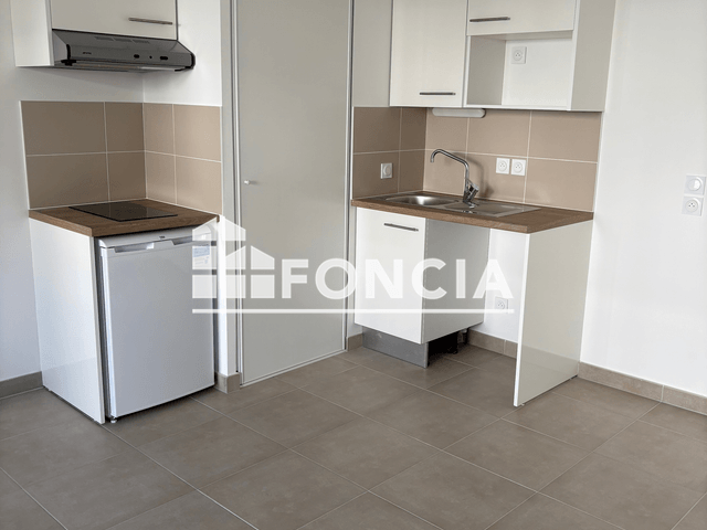 Appartement 2 pièces (38 m²) à louer - Arles (13200)