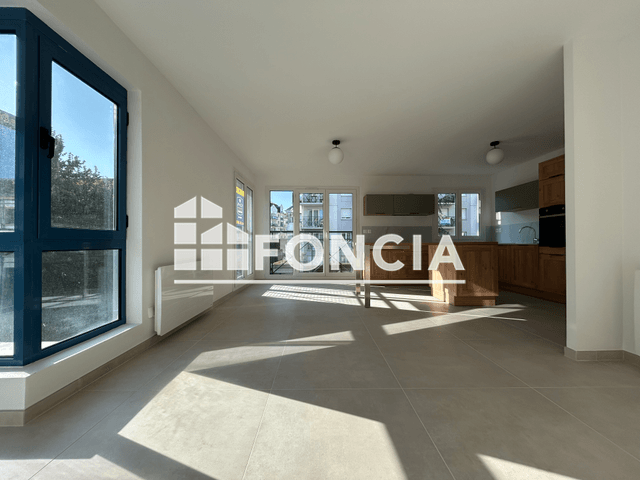 Appartement 4 pièces (91.44 m²) à louer - Lille (59000)