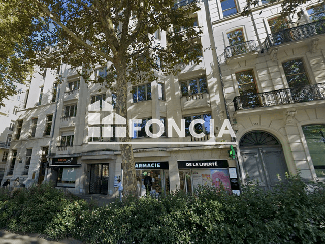 Appartement 4 pièces (148.07 m²) à louer - Lille (59800)