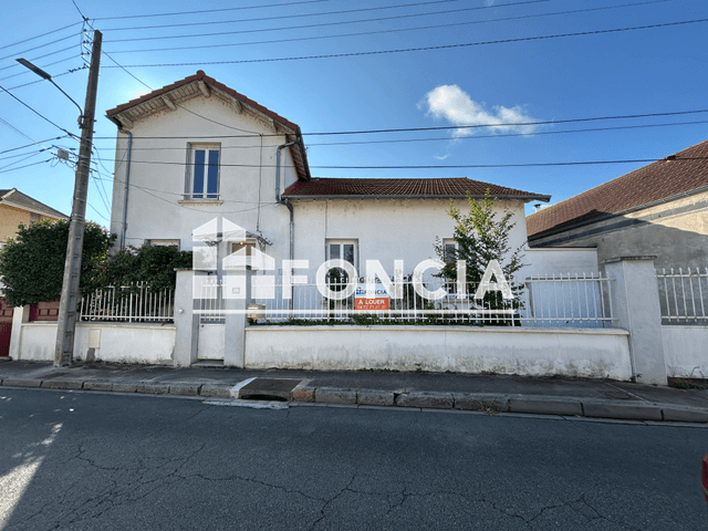 Maison 6 pièces (183.2 m²) à louer - Roanne (42300)