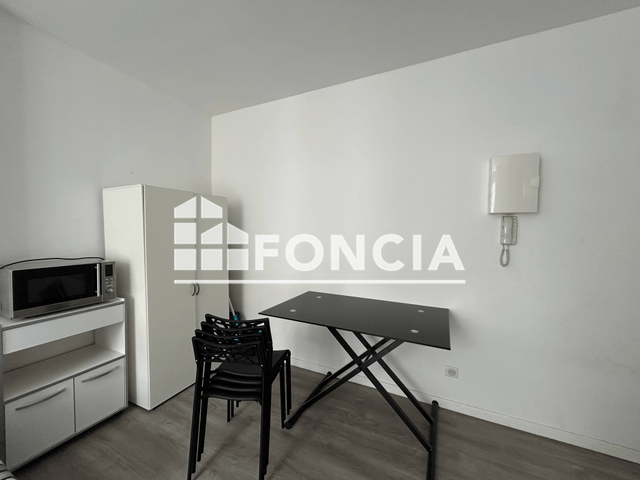 Studio meublé (17.82 m²) à louer - Reims (51100)